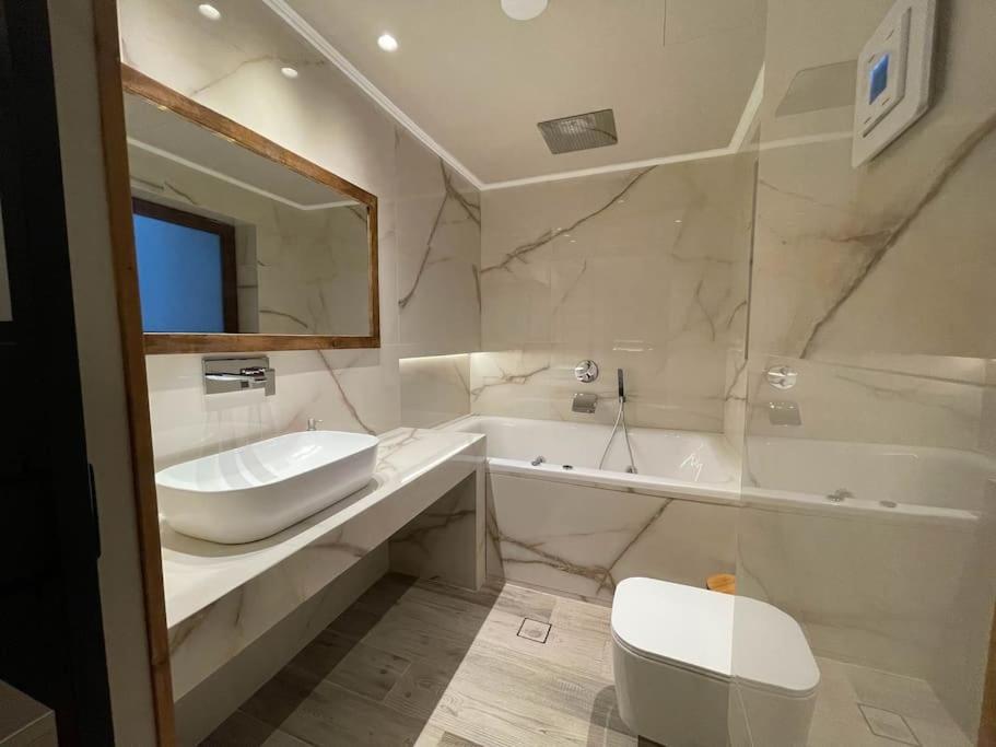 Acropolis Lux Apartment Athén Kültér fotó